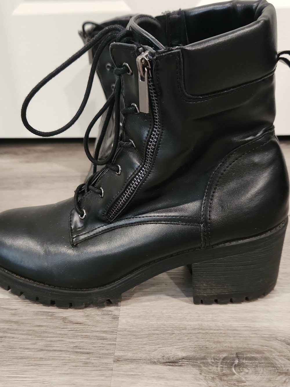 Madden Girl Womens Combat Boots Size 11M Black Mid Calf Lace Up Side Zip Grunge